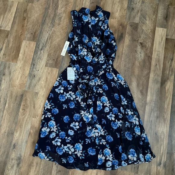 Eliza J Blue Floral Dress NWT 4 - Picture 4 of 4